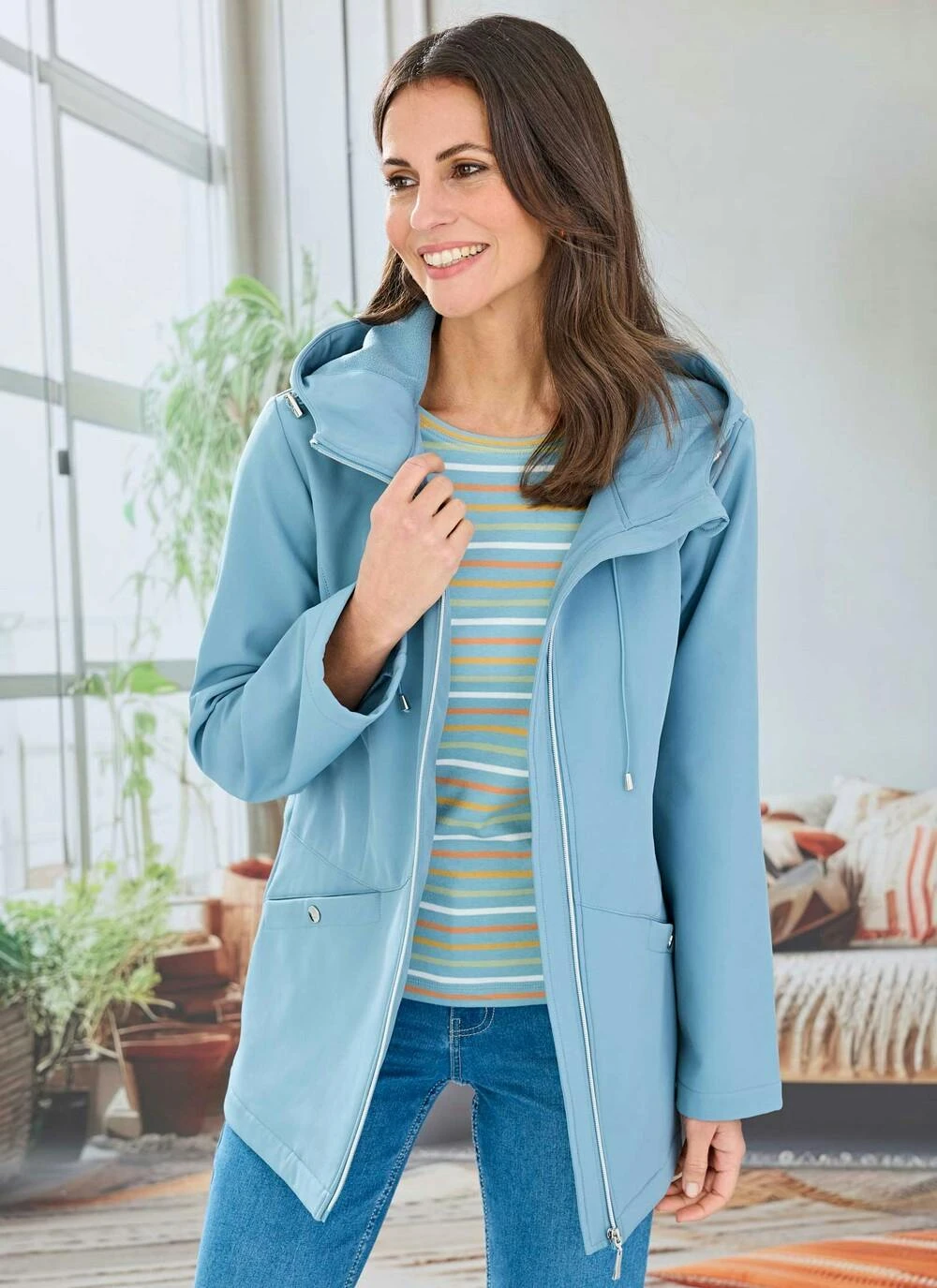 Lightweight Showerproof Jacket 1 Lightweight Showerproof Jacket