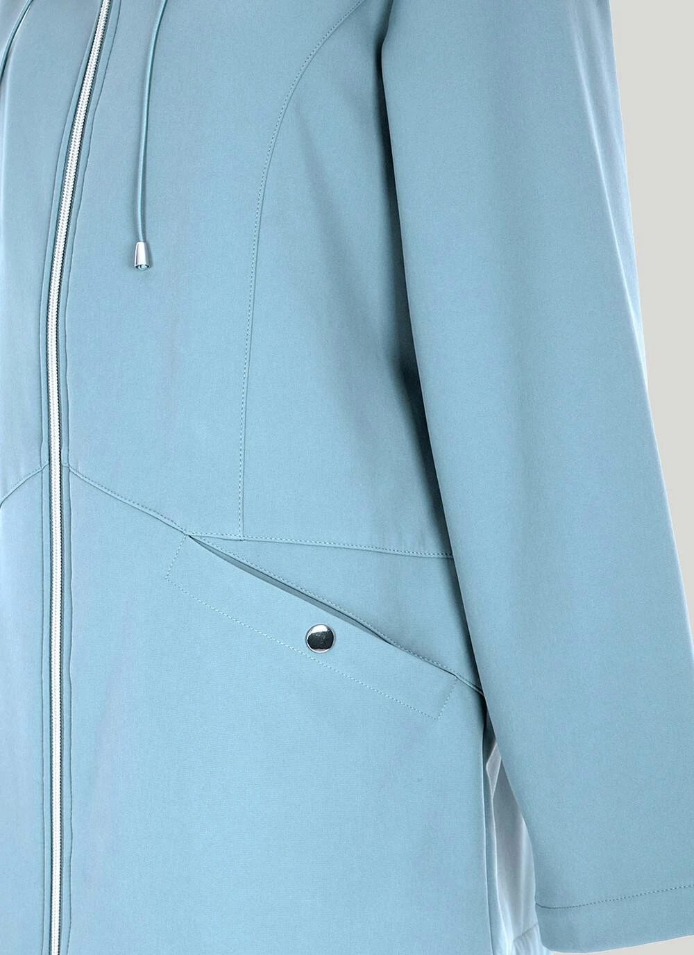 Lightweight Showerproof Jacket 4 Lightweight Showerproof Jacket - Image 4