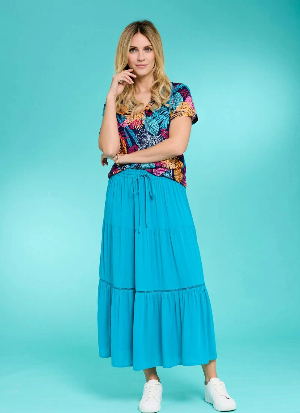 Elasticated Waist Tiered Midi Skirt 1 Elasticated Waist Tiered Midi Skirt