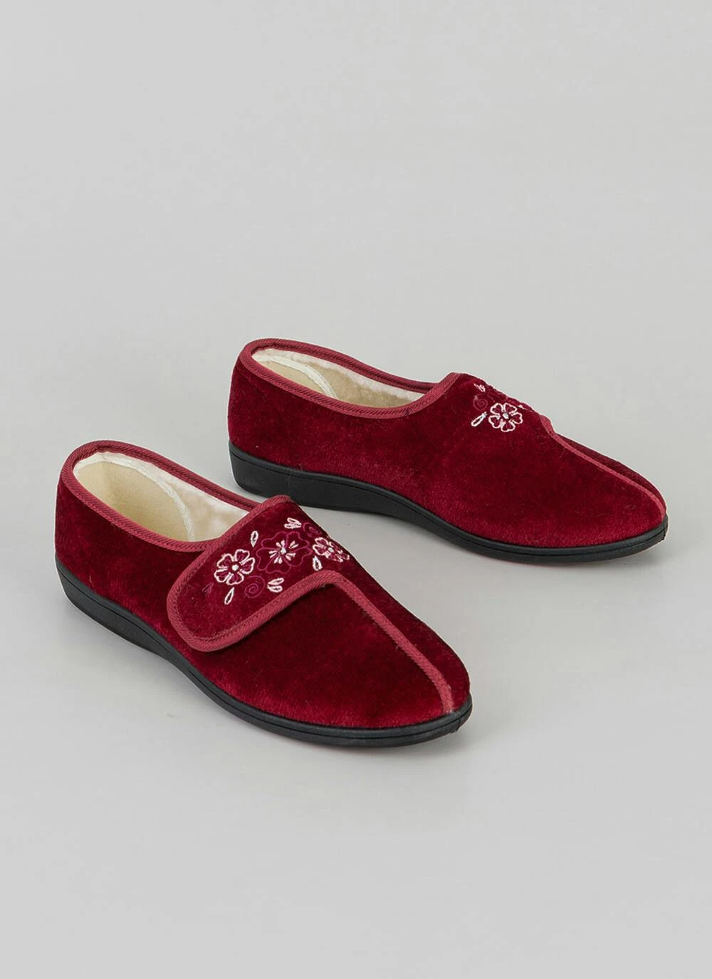 Comfy Easy Close Embroidered Full Slippers 1 Comfy Easy Close Embroidered Full Slippers