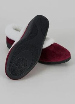 Comfy Faux Fur Lined Quilted Full Slippers 5 Comfy Faux Fur Lined Quilted Full Slippers -The Edinburgh Woollen Mill 64607pvl 96edfa3a417f183