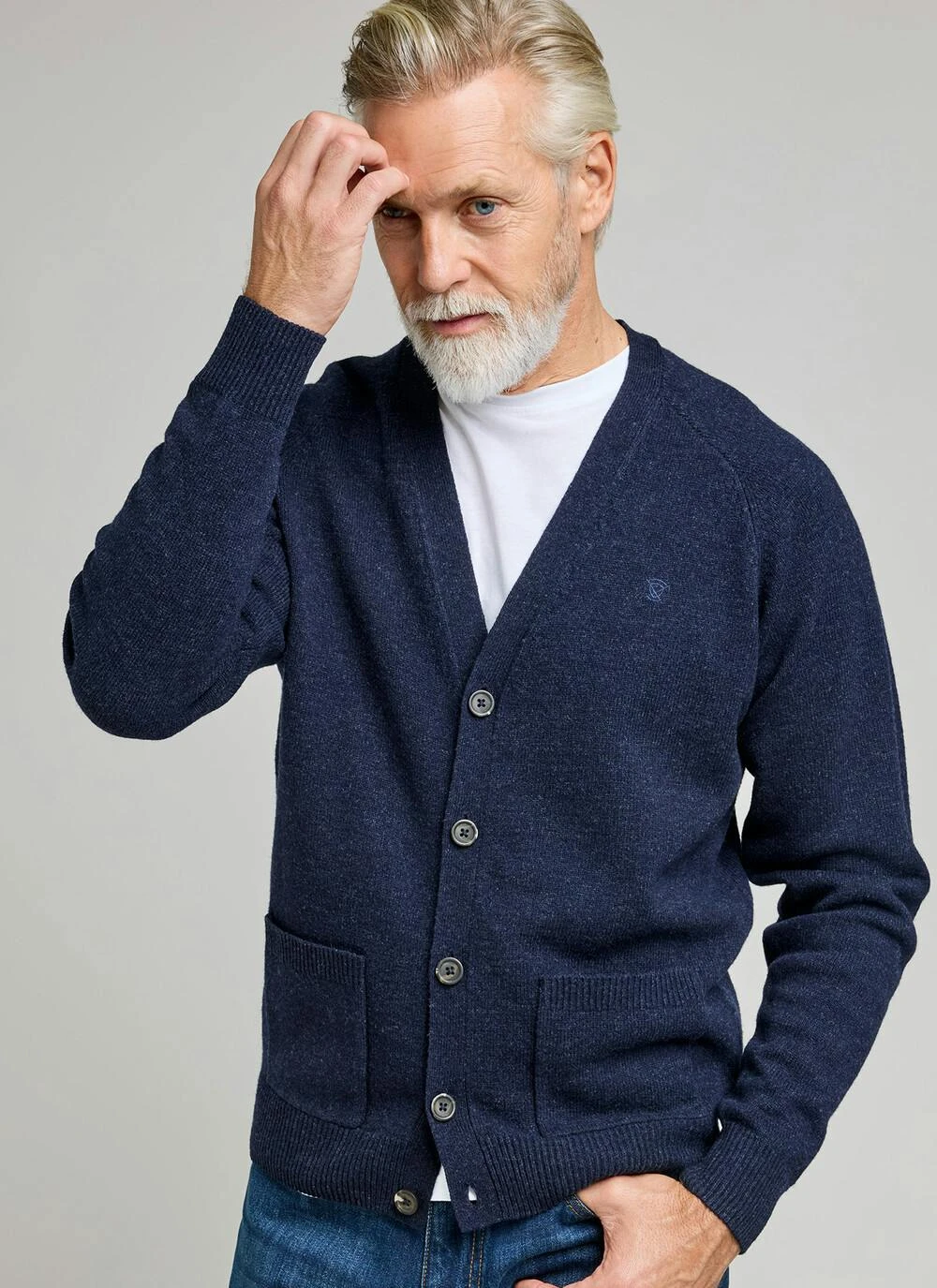 100% Lambswool Cardigan 1 100% Lambswool Cardigan