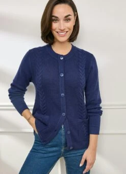 Single Cable Knit Crew Neck Cardigan