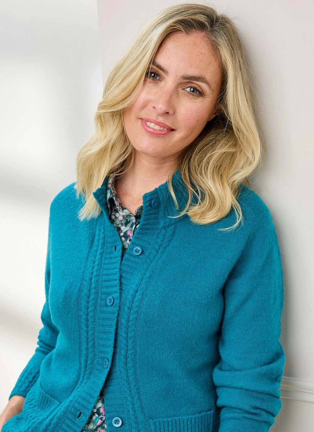 Cable Edge Knit High Neck Cardigan 2 Cable Edge Knit High Neck Cardigan - Image 2