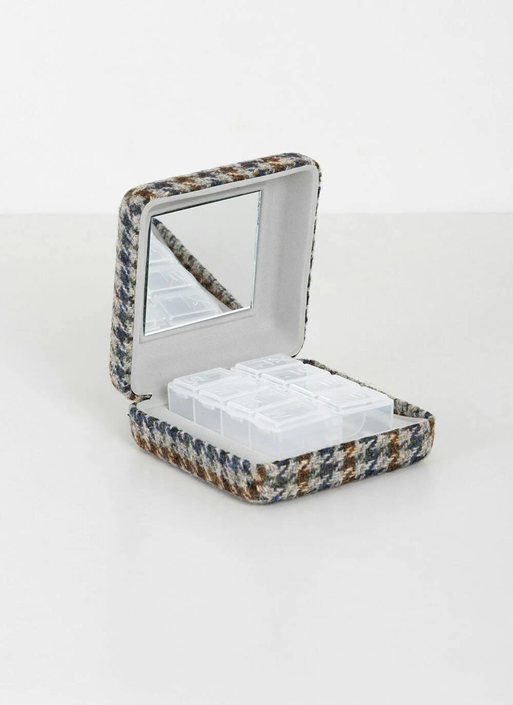 Travel Pill Box Hounds Tooth 2 Travel Pill Box Hounds Tooth - Image 2